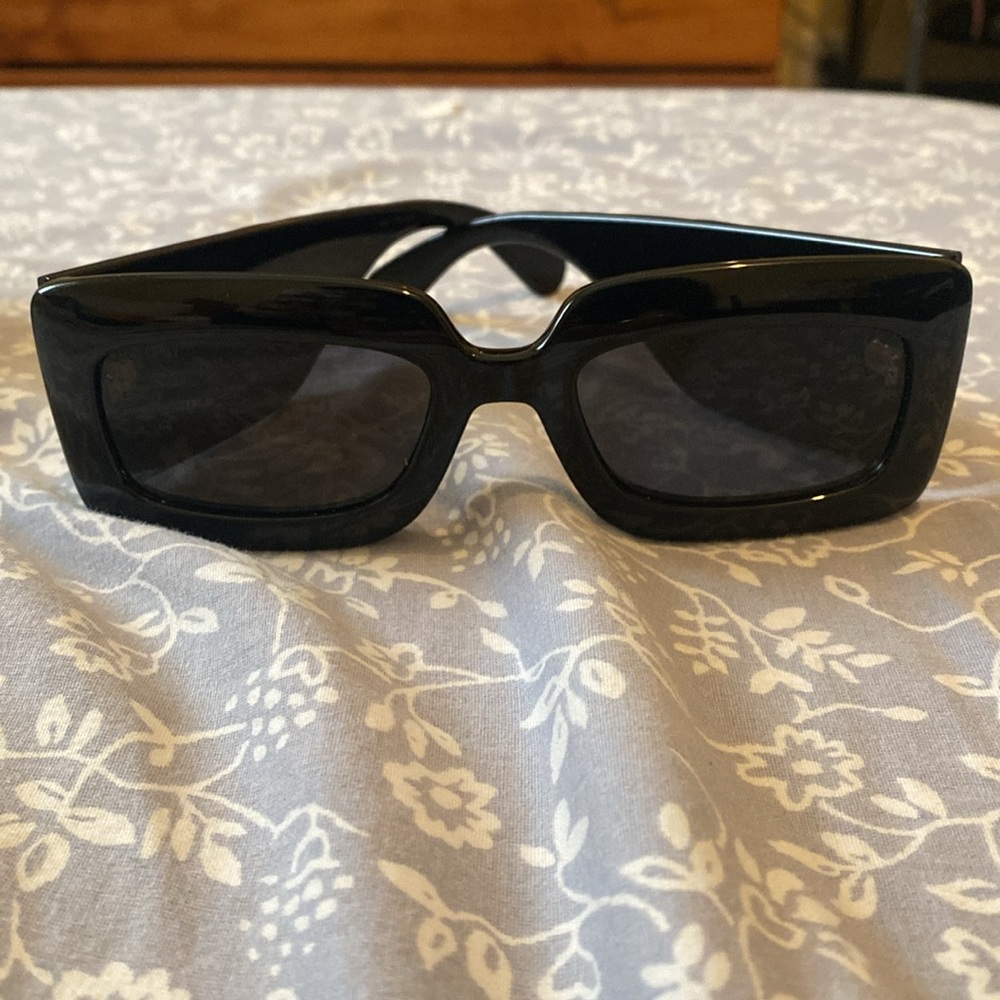 Gucci Oversized Rectangular Acetate Sunglasses